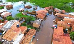 Governo do Pará ajuda vítimas da cheia com alojamentos 