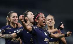 Corinthians aumenta distância na ponta do ranking feminino de clubes 
