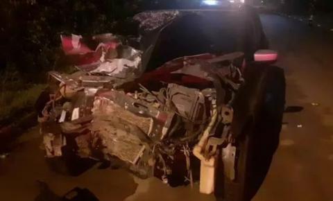 Irmãos de 21 e 6 anos morrem em batida com carro em Altamira 