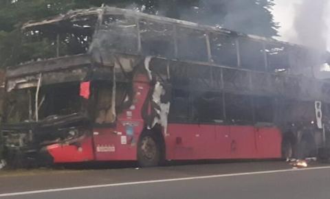 Ônibus do Pará rumo a Florianópolis incendeia na estrada 